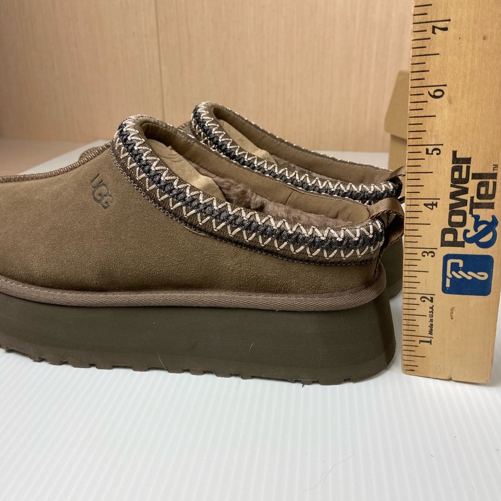 UGG Tazz Platform Slippers Womens 9 Driftwood Taupe Suede Plush Lined Shoes - Picture 4 of 14